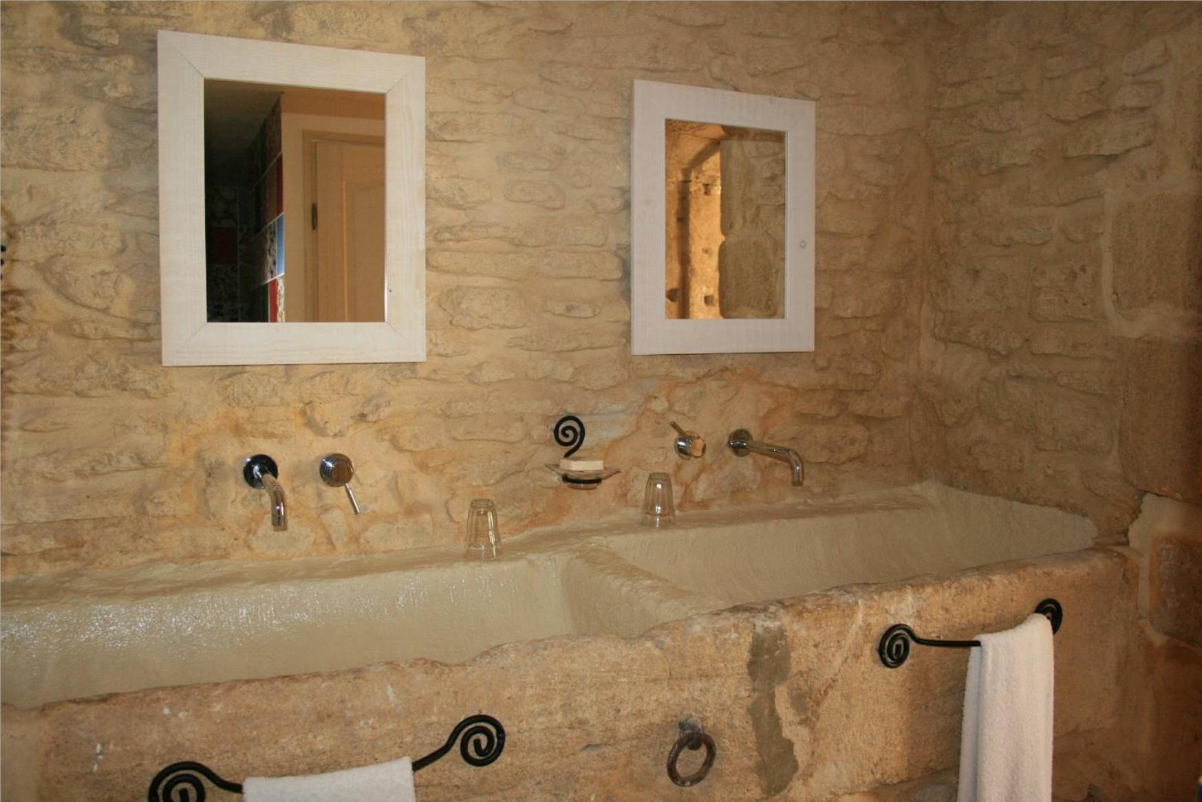 Domaine Des Escaunes Sernhac Δωμάτιο φωτογραφία