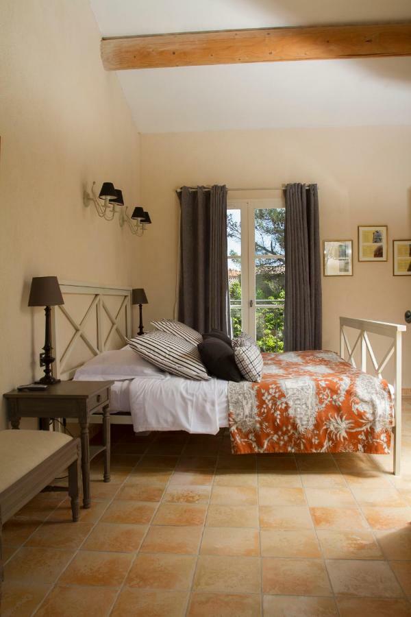 Domaine Des Escaunes Sernhac Εξωτερικό φωτογραφία